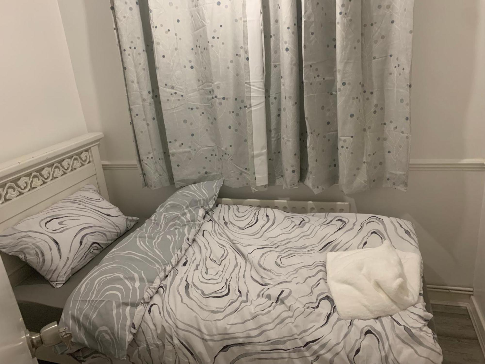 At Apex House Single Room Horndon-on-the-Hill 외부 사진